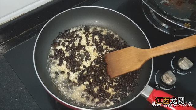 豆豉鲮鱼最佳食法？豆豉鲮鱼白色包装，细分详解，看此文