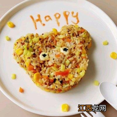 蛋炒饭搭配什么做早餐？蛋炒饭配什么小菜吃，科学告诉你