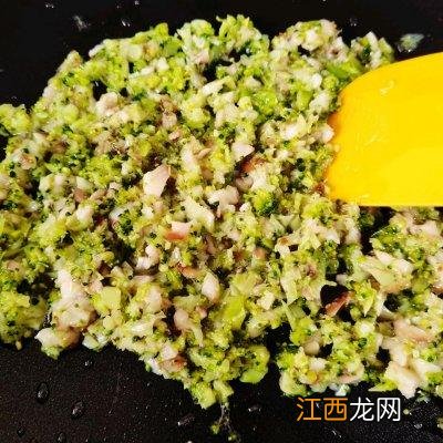 蛋炒饭搭配什么做早餐？蛋炒饭配什么小菜吃，科学告诉你