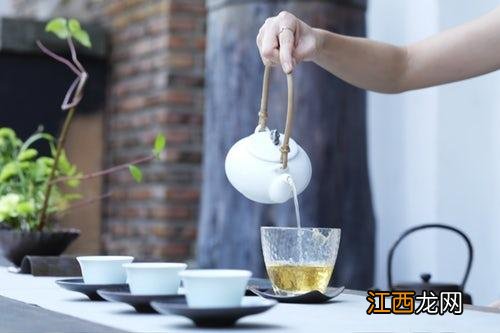 体寒的人去火适合喝什么茶？杀菌消炎降火茶，深度好文，来了!