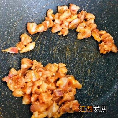 炒奥尔良鸡丁的家常做法？奥尔良鸡丁神仙吃法，牢记这几个重点