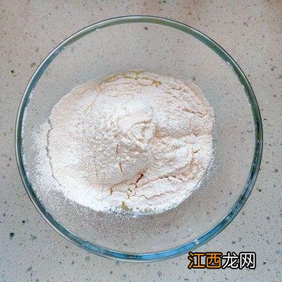 巧克力蛋糕配什么饮品解腻？巧克力蛋糕配啥饮料，这篇文章观点犀利