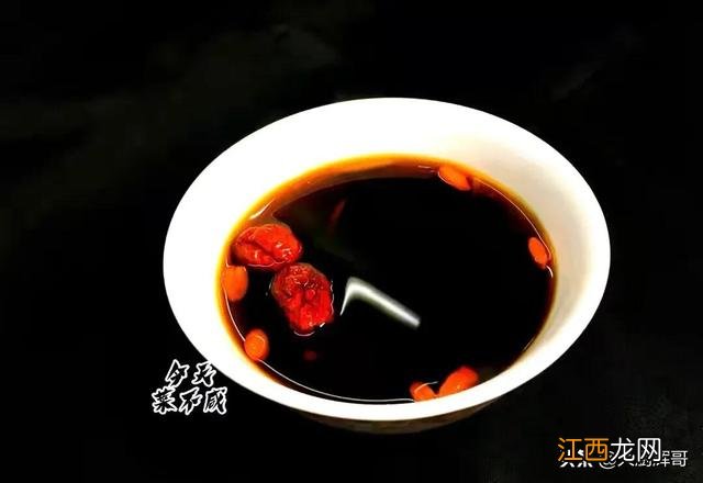 夏天应该吃什么东西去火？夏天清热去火喝什么茶，看完这文章想通了