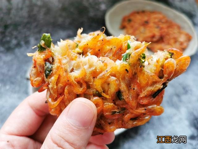 虾饼宝宝辅食非油炸？炸虾饼需要什么材料，牢记这些有好处