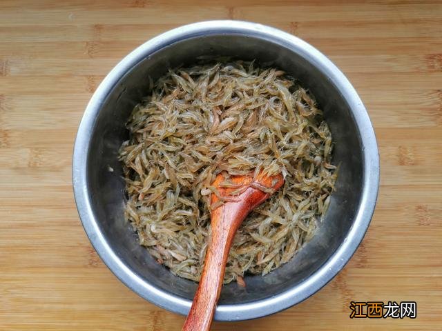 虾饼宝宝辅食非油炸？炸虾饼需要什么材料，牢记这些有好处