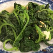 炒青菜是热锅冷油还是冷锅热油好？用热油还是用冷油，掌握学会很容易