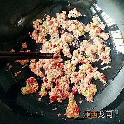 虾酱窝头这个菜叫什么？虾酱窝头的做法大全窍门，看完这篇文章，帮助很大