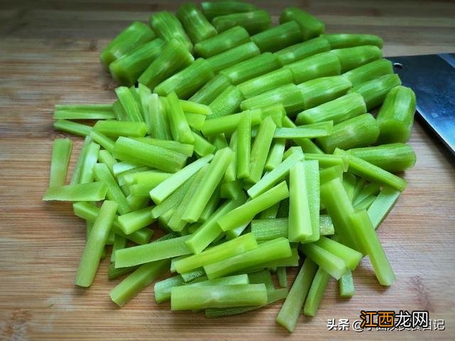 补水保湿第一名食物？补水食物大排名，看完这篇文章就够了