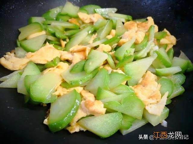 补水保湿第一名食物？补水食物大排名，看完这篇文章就够了