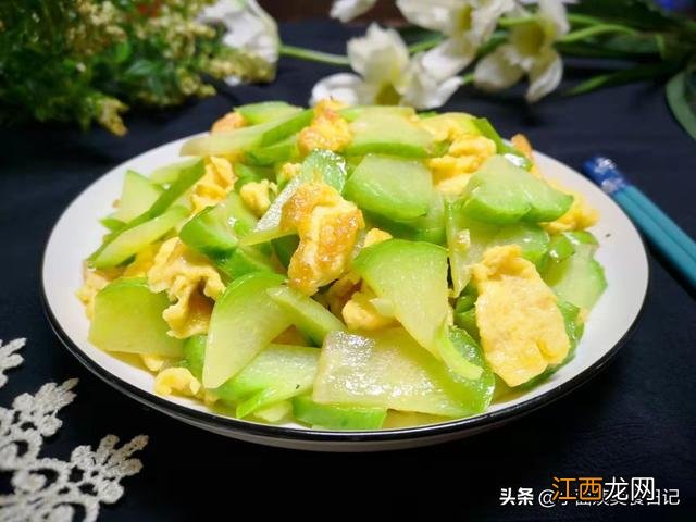 补水保湿第一名食物？补水食物大排名，看完这篇文章就够了