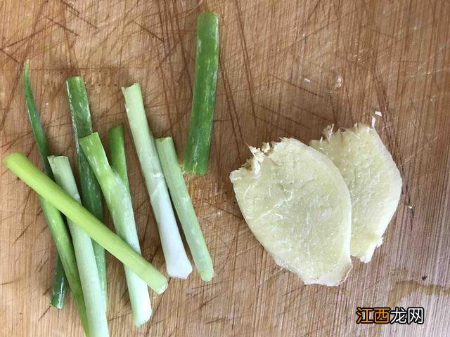 大骨炖什么好给孩子喝?大骨适合炖什么,教给你,你可学会?