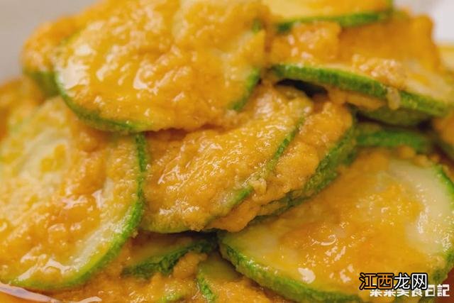 鸭蛋黄炒什么菜？鸭蛋黄能做什么吃的，看本文章怎么解读