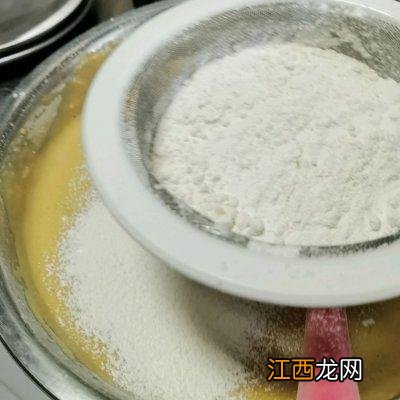 自制枣糕发朋友圈的句子？红枣糕做得太软是什么原因，看完文章就一目了然了!