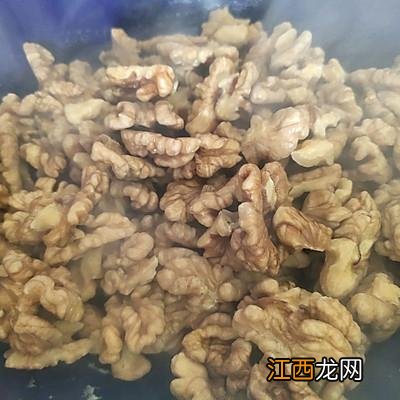 炒琥珀核桃仁的做法？用核桃仁烧什么菜好吃，是否了解这些？