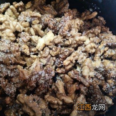 炒琥珀核桃仁的做法？用核桃仁烧什么菜好吃，是否了解这些？