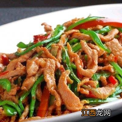 鸡蛋肉丝青椒一起炒叫什么菜？鸡蛋辣椒炒肉家常做法，快来取走你的文章