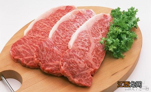 红酒配红肉白酒配白肉指的是什么？红酒配红肉的原因，看完终于恍然大悟