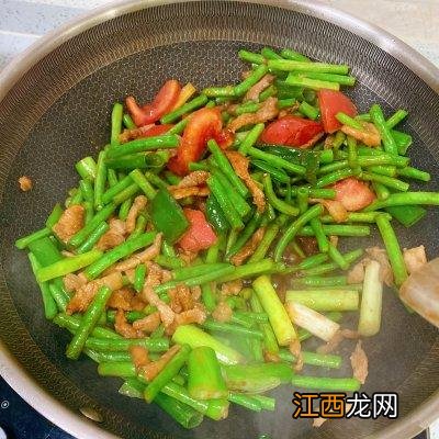 卤面里面放什么菜好吃？河南卤面为什么好吃，此文一针见血