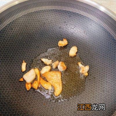 卤面里面放什么菜好吃？河南卤面为什么好吃，此文一针见血