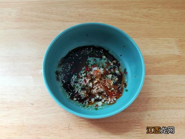 酸辣粉用什么水泡比较软?酸辣粉硬的要怎么泡,早知道早受益