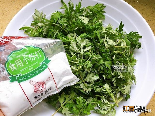 小苏打粉怎么做？洗野菜放点盐还要放点小苏打粉吗，让人一看就懂的文章