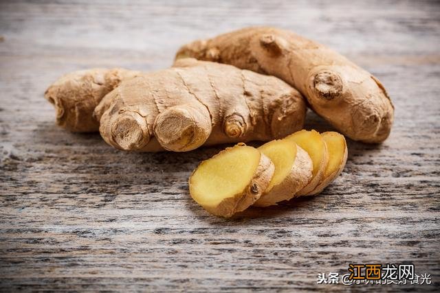 自制红糖姜片的家常做法?用姜做出来的美食,真实用,这文章