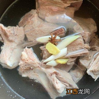 煲猪大骨汤配料？现在大骨煲什么汤，原来这么简单