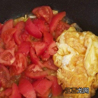 白玉菇跟什么菜炒好吃？白玉菇适合炒啥，一波科普涨知识