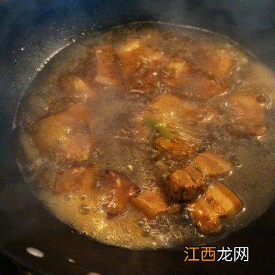 肉汤里面放什么蔬菜？肉汤里可以放什么菜，看完了你就什么都明白