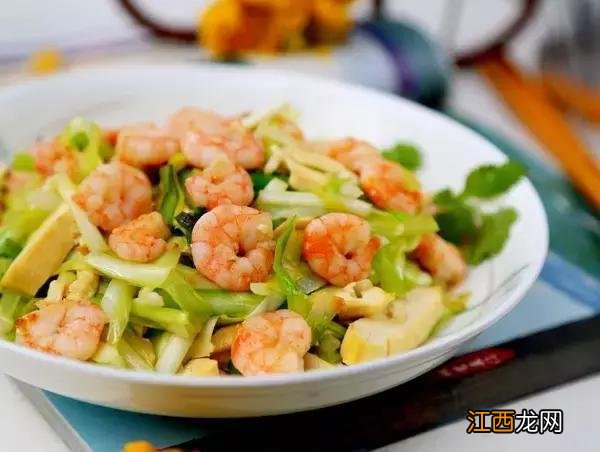 虾与蘑菇鸡蛋可以一起吃吗？韭菜鸡蛋虾一起吃好吗，点开这里寻高招