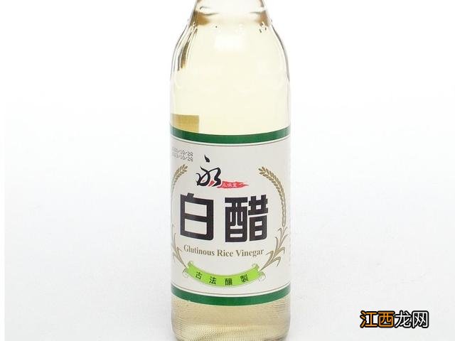 炒菜用什么使它不变色？用米醋炒菜菜会变色吗，看完就可以做到