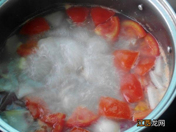 羊肉煮汤怎么做好吃又去膻味?羊肉汤面里能放啥菜,这才是好文