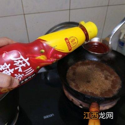 水煮牛肉放什么料？煮牛肉都放啥，这篇文章可以给你答案