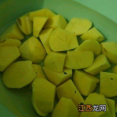 熬鸡汤里放土豆可以吗？炖汤放土豆多久能熟，简单实用靠谱接地气