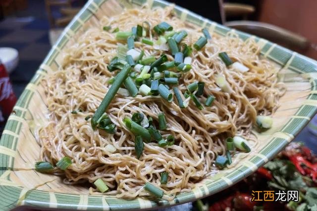 江门美食推荐小龙虾？江门海鲜餐厅推荐，看完就明白了