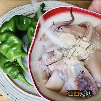爆炒乌贼仔的做法大全？青椒炒乌贼的家常做法，学习进行时，快看
