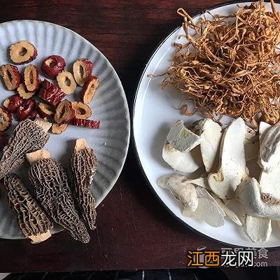 虫草花可以不可以和松茸一起煲汤？虫草花禁忌搭配，记住这几个重点