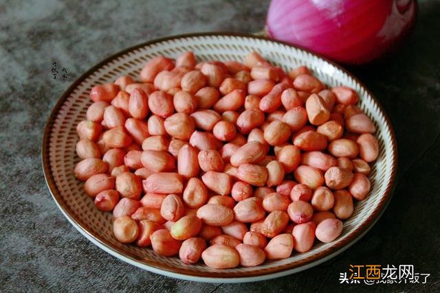 醋泡花生什么时间吃,吃醋泡花生的最佳时间,一定要吃透此文重点