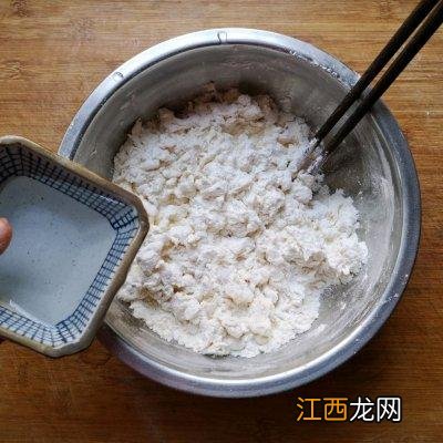 虾子绑在鸡蛋上是什么意思,一个虾一个鸡蛋什么含义,先收藏了！