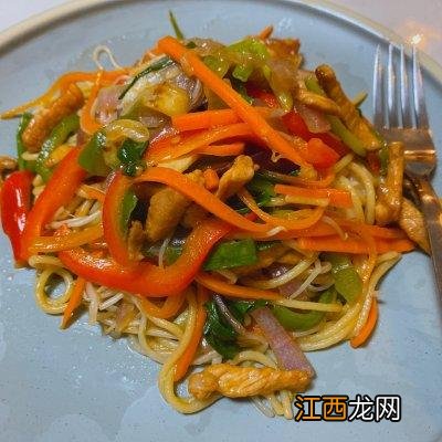 炒面放什么菜比较好,炒面里放什么菜好,管用的方法