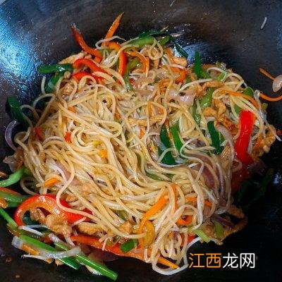 炒面放什么菜比较好,炒面里放什么菜好,管用的方法