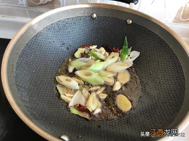 怎么去掉鲢鱼腥味,白鲢鱼去腥的方法,通透的文章