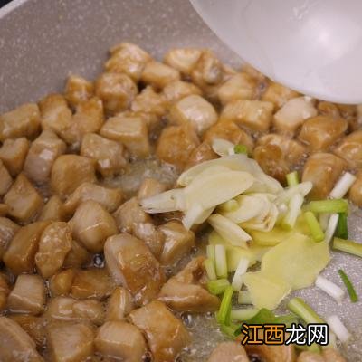 鸡脯肉配什么最好吃,鸡脯肉配啥菜最好吃,你别问，点这里