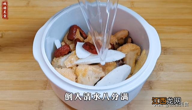 猴头菇煲什么汤最好,猴头菇煲什么汤才养胃,点击这里看一看