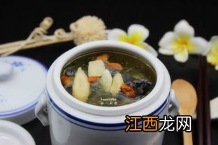 全鸡怎么煲汤好喝 炖鸡汤放什么食材