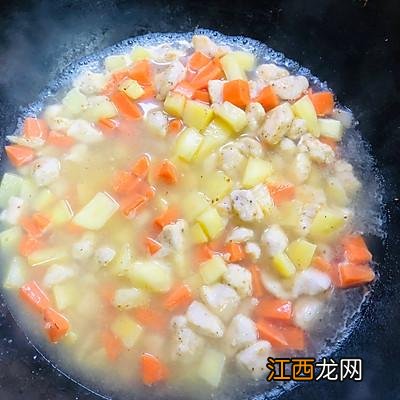 咖喱饭一般配什么菜,咖喱饭的配菜都有哪些,阅读该文章