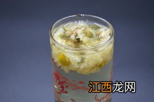 菊花加冰糖的功效与作用点 菊花茶加冰糖