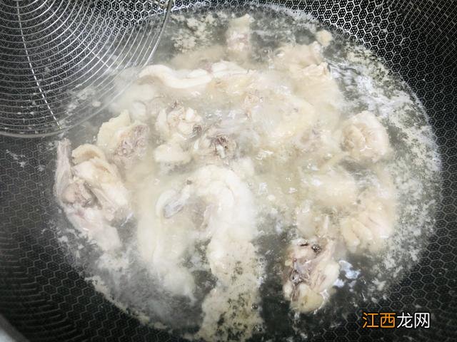 鸡用什么煲汤 鸡用什么煲汤好