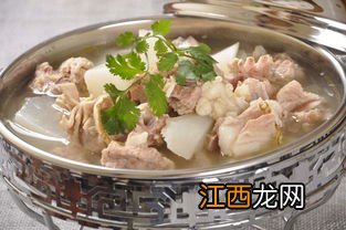 羊肉炖汤放什么材料 咋样炖羊肉最好吃