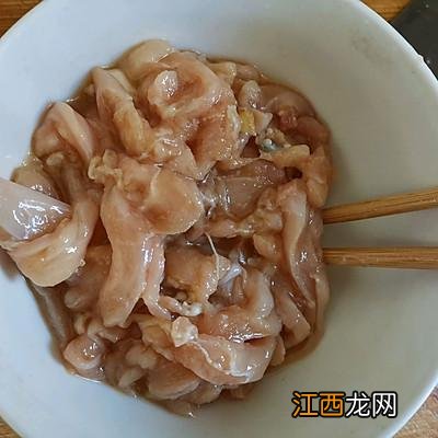 鸡肉适宜搭配 鸡肉适合和什么菜一起搭配